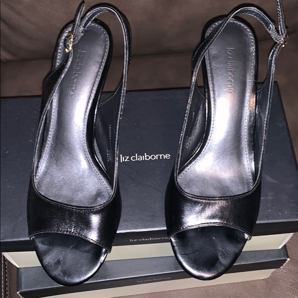 Women’s dress shoes
